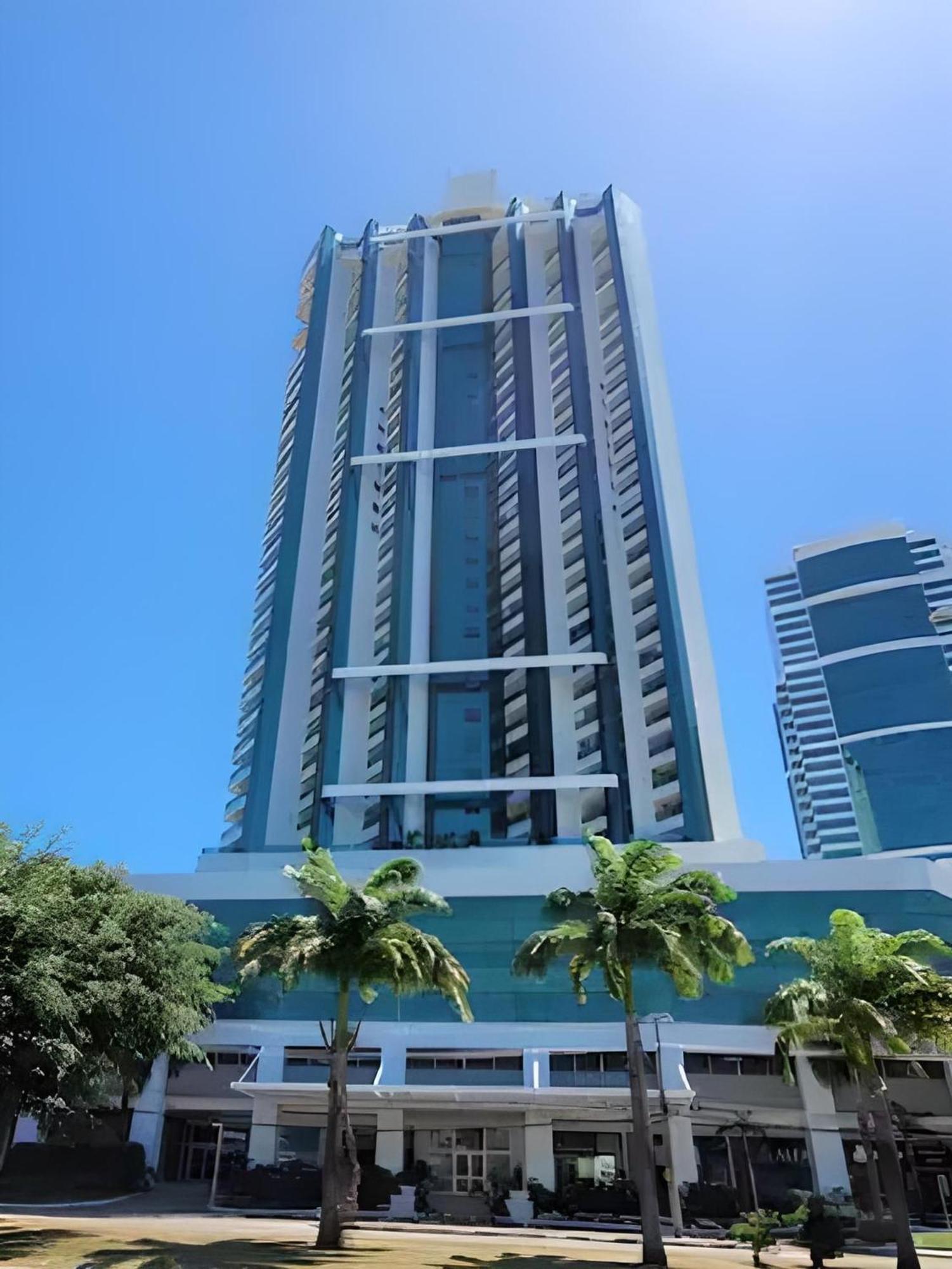 Predio Em Localizacao Estrategica Em Salvador